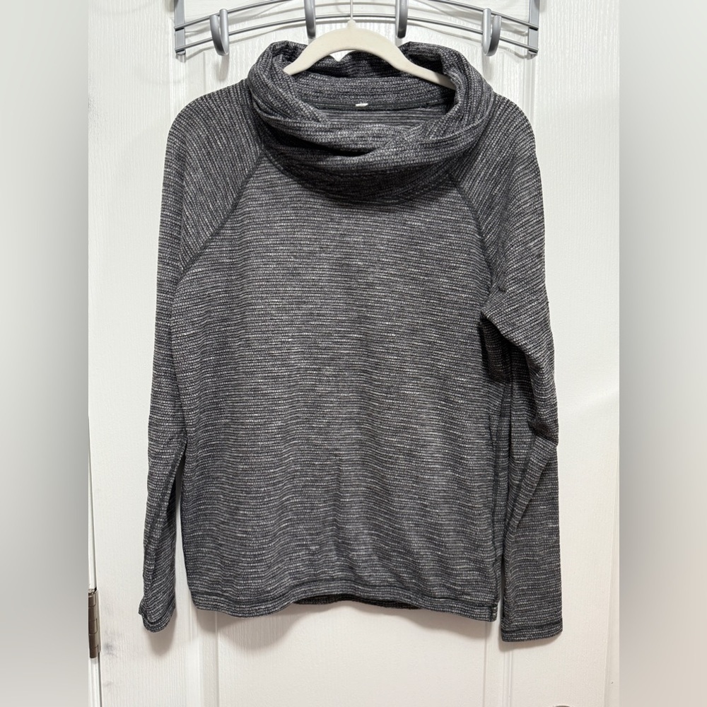 Lululemon Healthy‎ Heart Coco Pique Pullover sweatshirt women’s 6 cowl neck